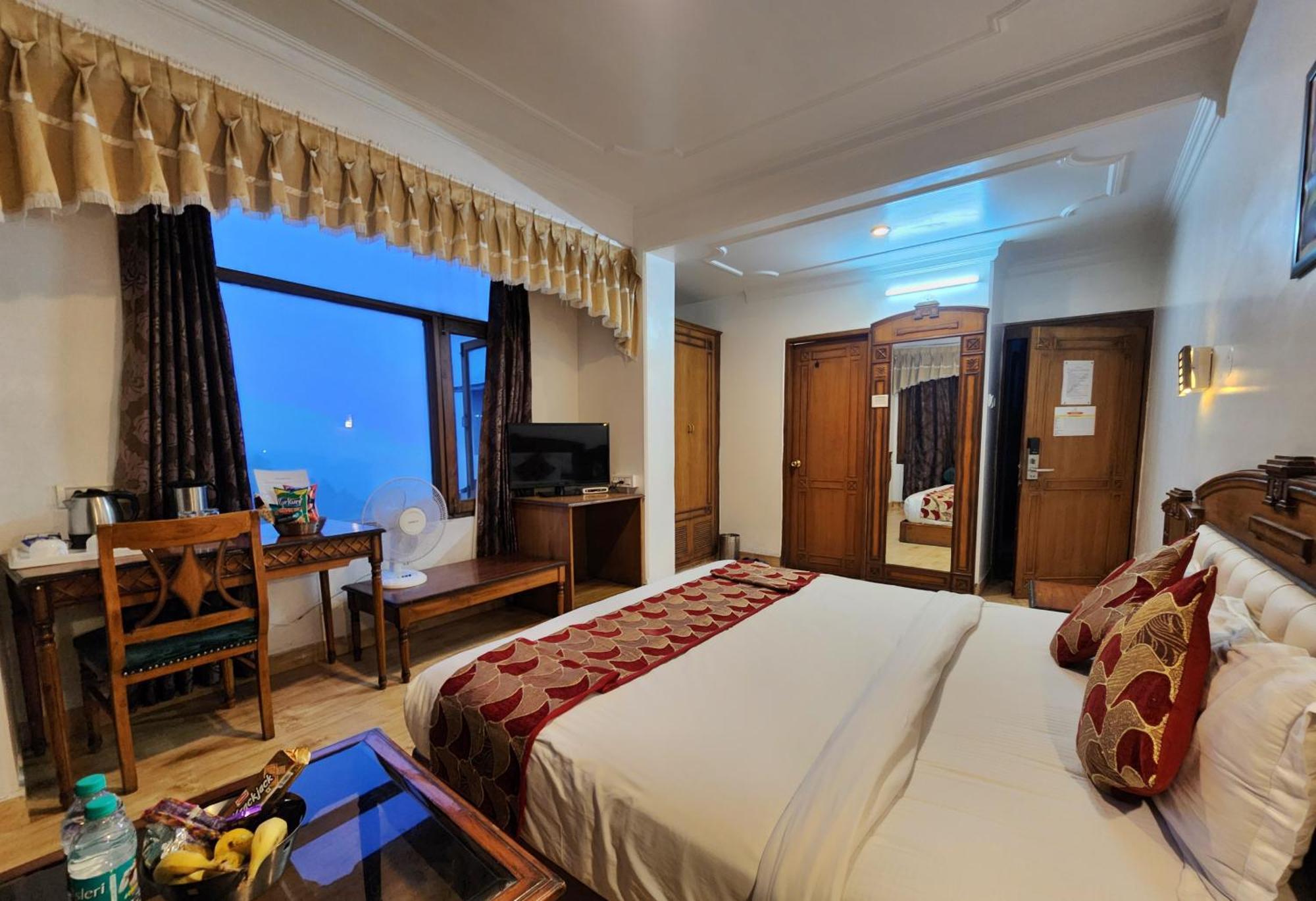 Hotel Surya Shimla Exterior photo