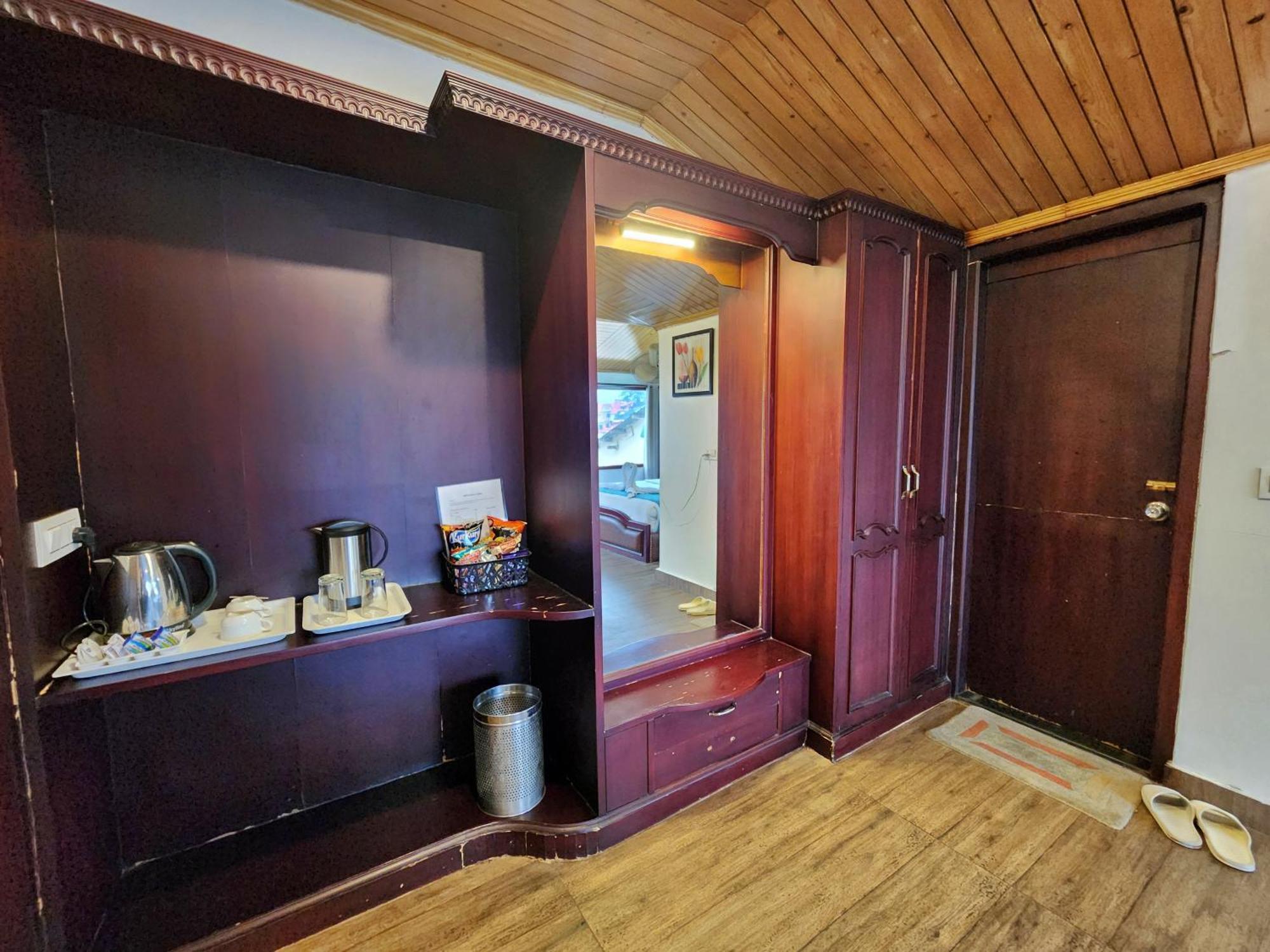 Hotel Surya Shimla Exterior photo