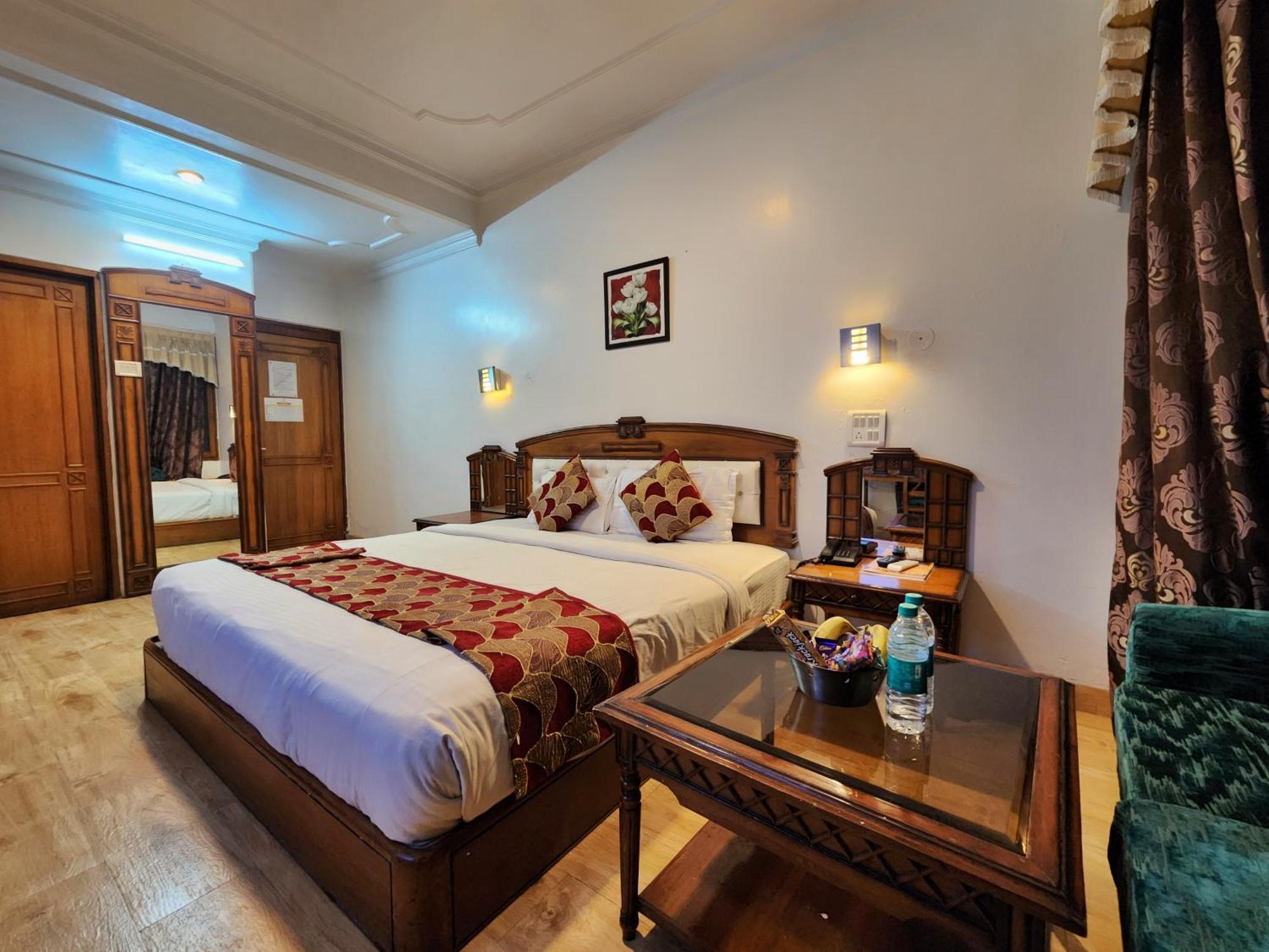 Hotel Surya Shimla Exterior photo