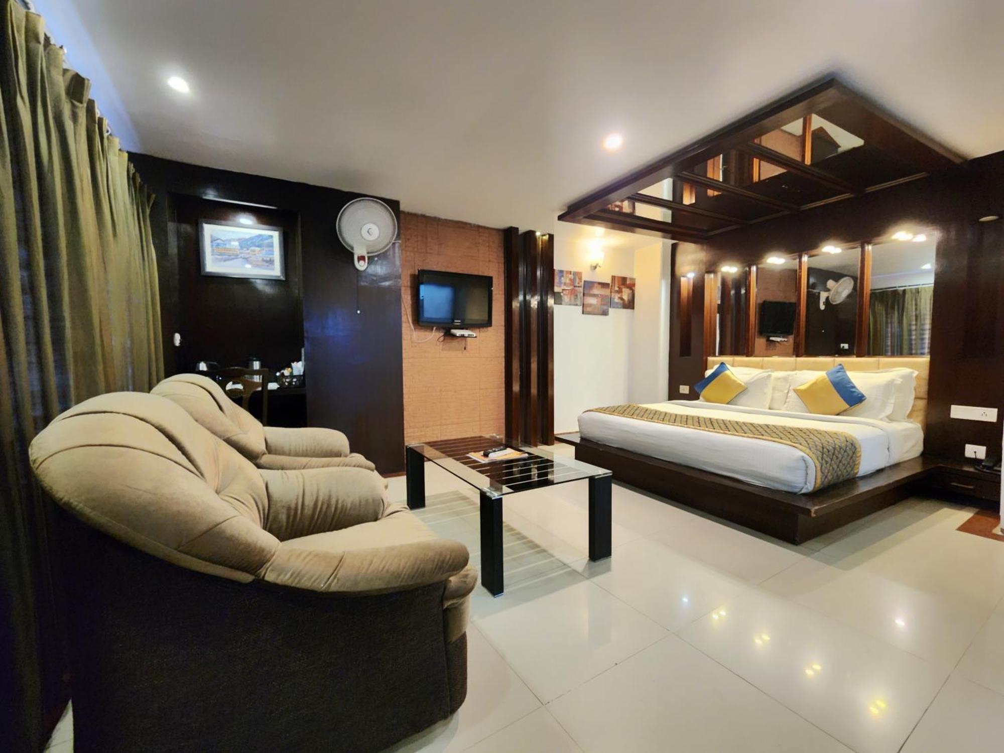 Hotel Surya Shimla Exterior photo