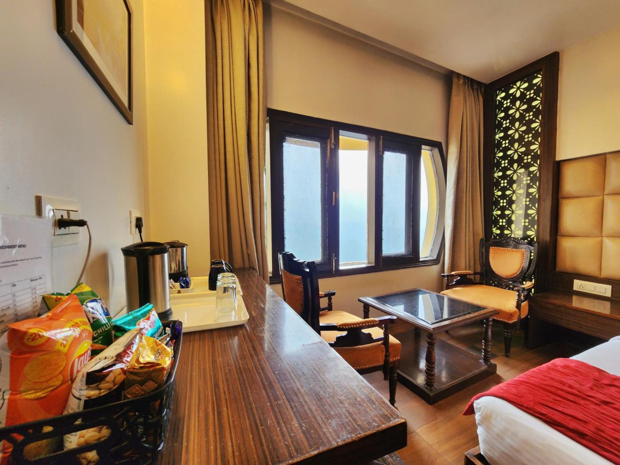 Hotel Surya Shimla Exterior photo